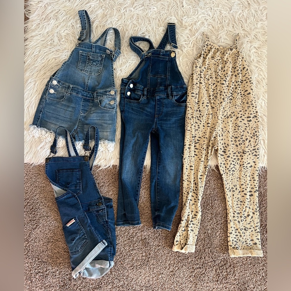 Name brand girls 5t jumper and overall bundle